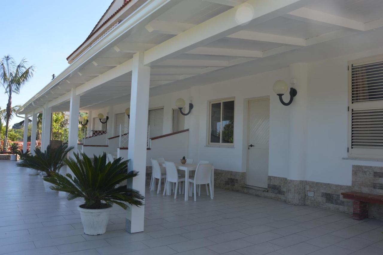 Santa Venere Apartments "Parcheggio Privato Moto-Auto" Ricarica Auto Elettriche Tropea Εξωτερικό φωτογραφία